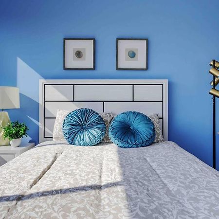 Stunning Hollywood Townhouse With Sunny Views Villa Лос Анджелис Екстериор снимка